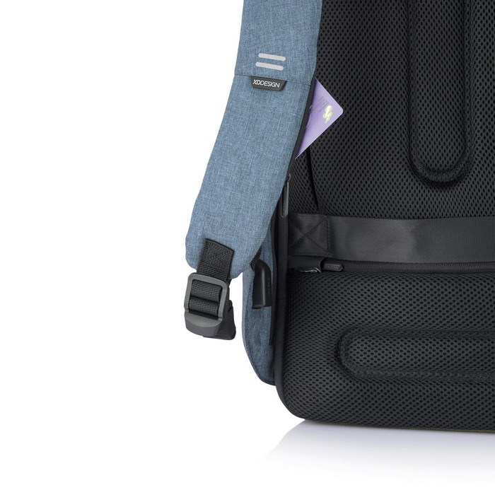 rucsacuri cu protectie rfid