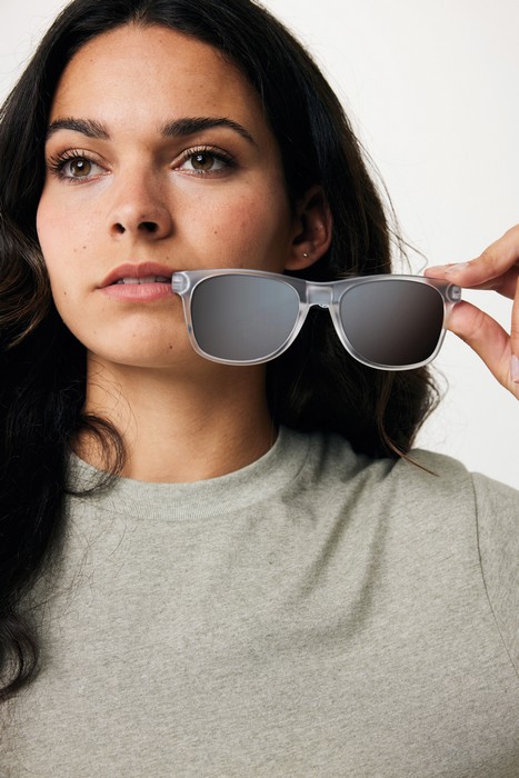 ochelari-soare-personalizati-promovare-content-07.jpg