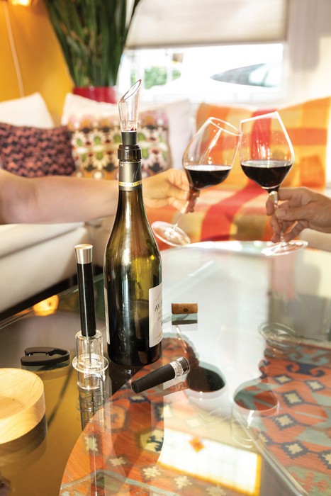 seturi-accesorii-vin-personalizate-fidelizare-clienti-content-42.jpg
